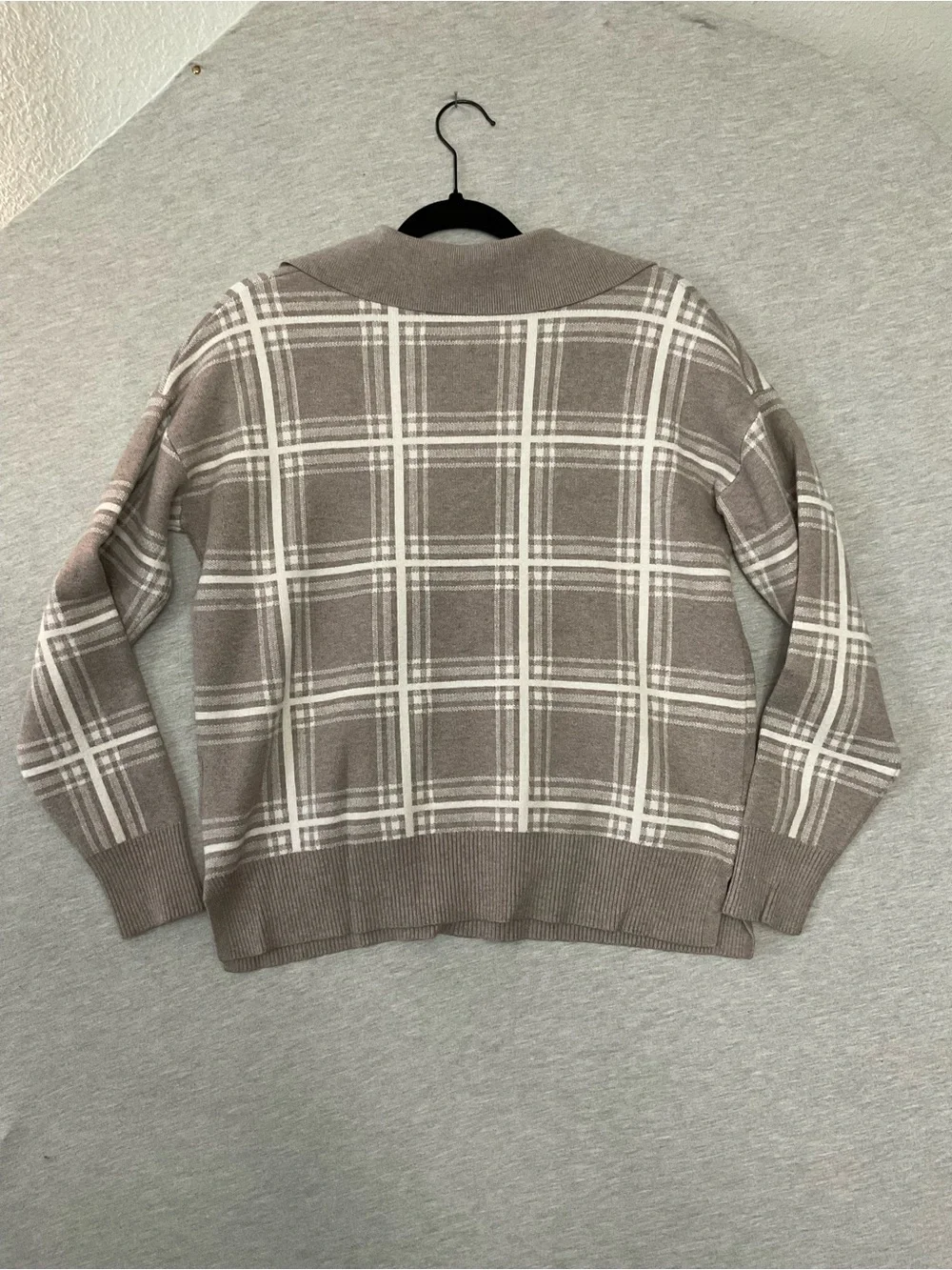 Max Studio Plaid Collared Sweater - Picture 3 of 5